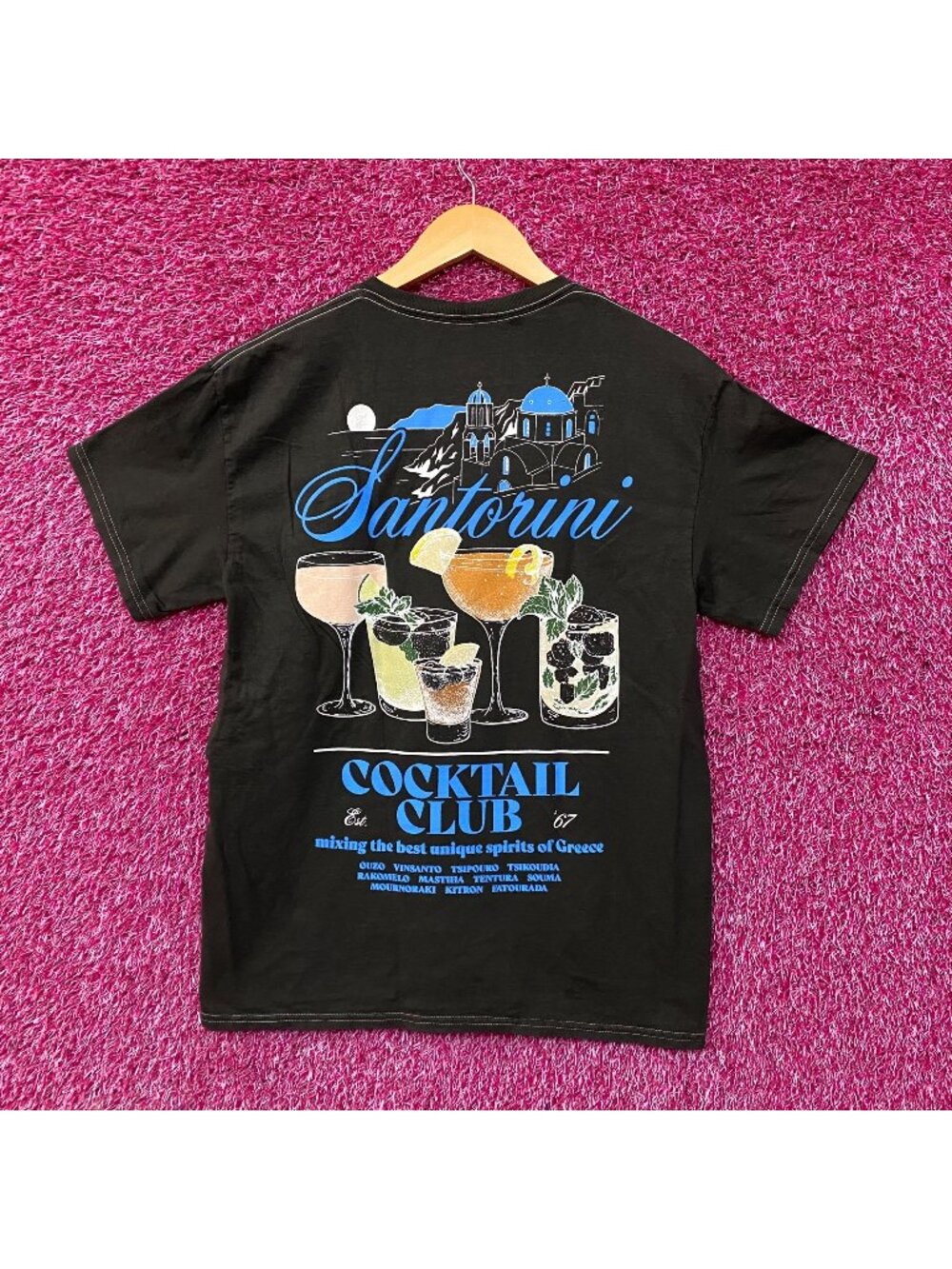 Strange Daze Santorini Cocktail Club Graphic T-Shirt Medium
